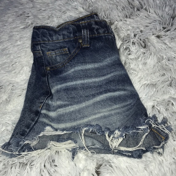 HIGHWAISTED JEAN SHORTS - Picture 5 of 5